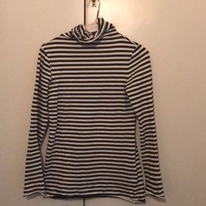 Black and white striped turtleneck layering tee